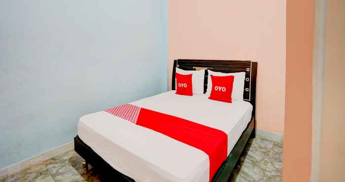 Phòng ngủ OYO 92887 Hotel Senja Syariah