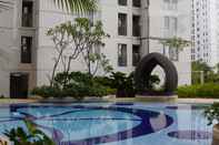 Kolam Renang U Stay Living Bassura City Apartment