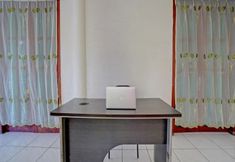 Lobby 7 Collection O 92897 Hotel Intan Near Kantor Syahbandar Bawean