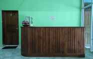 Lobi 6 OYO 92892 Aini Homestay