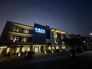 Rosa Hostel, THB 421.17