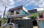 Luar Bangunan 4 SPOT ON 92900 Kost 3 Kelor Syariah