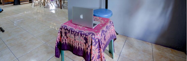 Lobby OYO 92903 Barokah Hotel Syariah