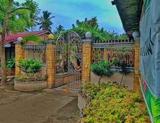 Exterior 2 POP 996 Iloilo Paraw Beach Resort