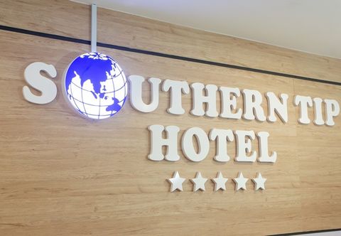 Lobi Southern Tip Hotel