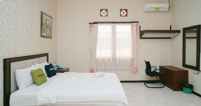 อื่นๆ Urbanview Hotel Griya Surya Malang by RedDoorz