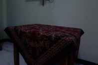 Accommodation Services SPOT ON 92916 Batu Mas Homestay Syariah