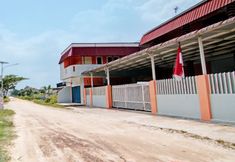 Exterior 2 Hotel O Kalista Guest House Syariah