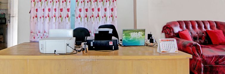 Lobi Hotel O Kalista Guest House Syariah