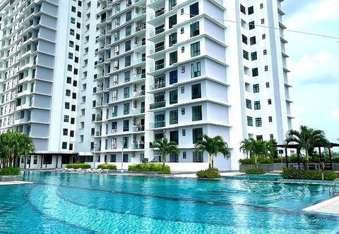 Swimming Pool The Platino Paradigm Mall 1612B by Natol