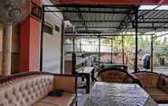 Lobi 6 SPOT ON 92914 Meranti Homestay