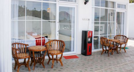 大堂 2 RedDoorz Syariah near Kawasan Wisata Gunung Prau Dieng