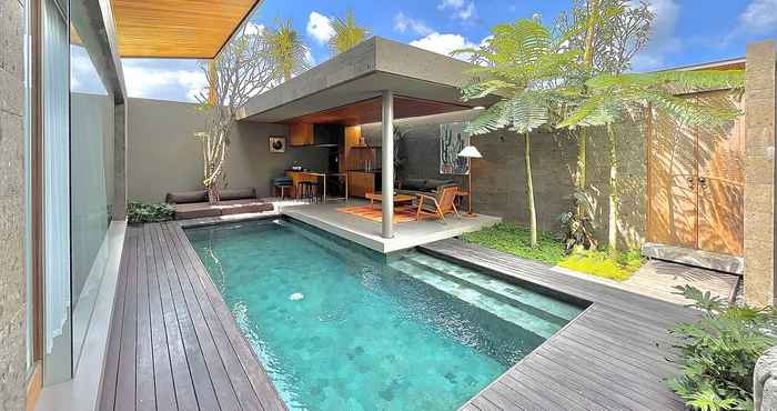 Swimming Pool Domisili Villas Canggu Bali by Fays Hospitality