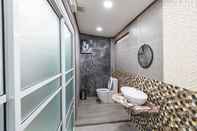 In-room Bathroom Na Klongluang Boutique Resort