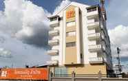 Exterior 2 B2 Lampang Boutique & Budget Hotel