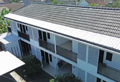 Exterior 4 Hotel O Kost Putih Syariah