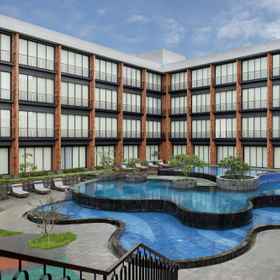Exterior / Building 1 Hotel Santika Premiere Linggarjati – Kuningan, Josaphat Sudarso Catholic Private Mid-School, Cigugur Hotels