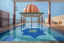 游泳池 Alhambra Hotel & Convention, BW Signature Collection by Best Western