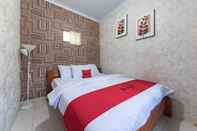 Lainnya RedDoorz Resort @ Ciater 2