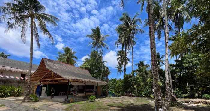 Exterior Dawn Patrol Siargao