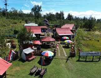 Bangunan 2 Capital O 93000 Karona Berg Homestay & Cafe