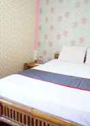 BEDROOM Capital O 93000 Karona Berg Homestay & Cafe