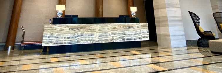 Lobby The Aurora Subic Hotel Managed by HII
