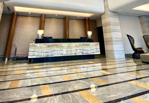 Lobby The Aurora Subic Hotel Managed by HII