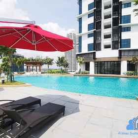 Swimming Pool 1 Almas Suites Puteri Harbour, Hotel Restoran padang bundo kanduang