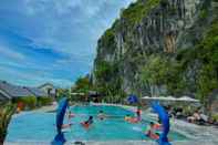 Swimming Pool Athena Premier Resort Ninh Binh