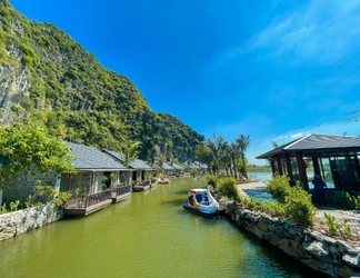 Bên ngoài 2 Athena Premier Resort Ninh Binh