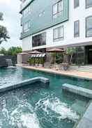 SWIMMING_POOL 