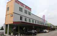 Exterior 3 Capital O 90843 Suria Lahat Hotel