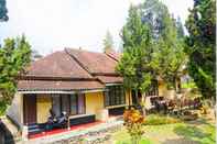 Bangunan OYO 92999 Villa Melati Puncak