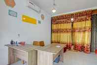 Lobi OYO 93033 Mutiara Homestay Syariah