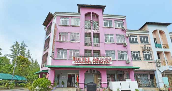 Bangunan OYO 90846 Hotel Akasia