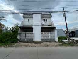OYO 93053 Ziza Kost82 Syariah, AU$5