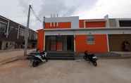 Exterior 2 Capital O 93076 Batam Backpacker Guesthouse 2