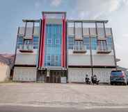 Exterior 4 OYO 93072 Asri Homestay Syariah