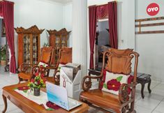 Lobi 6 OYO Life 92803 Penginapan Purnama