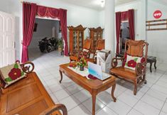 Lobi 7 OYO Life 92803 Penginapan Purnama