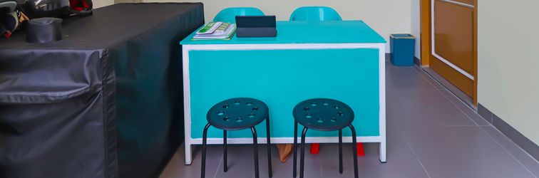 ロビー OYO Life 92691 Mc Kost Syariah