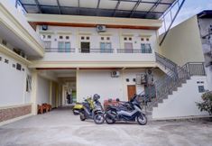 외관 3 OYO Life 92637 Kost Arya Exclusive