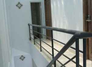 Lobi 4 OYO Life 92878 Kost Padma Syariah