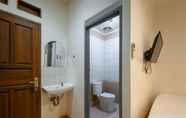 Toilet Kamar 6 Cove Horizone