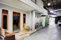 พื้นที่สาธารณะ OYO 93071 Home Stay Kembar Syariah 