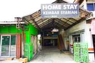 ภายนอกอาคาร OYO 93071 Home Stay Kembar Syariah 