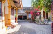 Exterior 4 OYO Life 92918 Rumah Kost Arrahma Syariah