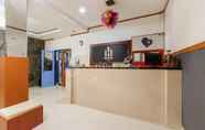 Lobi 2 Ian Hotel Jaksa Mitra RedDoorz