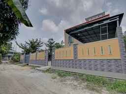 OYO 93088 Celine Home Syariah, SGD 4